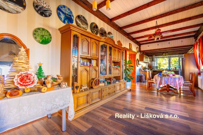 Prodej výrobních prostor, Žalany, Černčická, 18052 m2