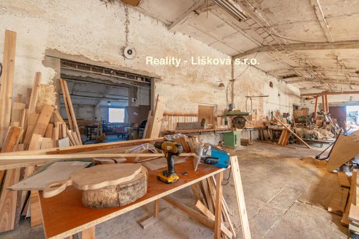 Prodej výrobních prostor, Žalany, Černčická, 18052 m2