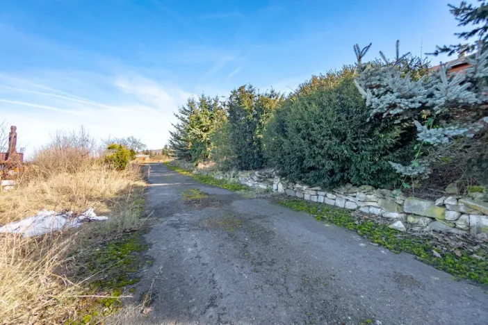 Prodej výrobních prostor, Žalany, Černčická, 18052 m2