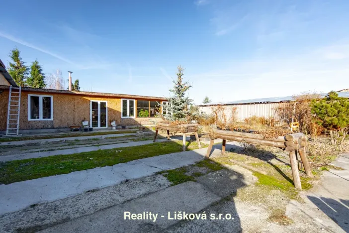 Prodej výrobních prostor, Žalany, Černčická, 18052 m2