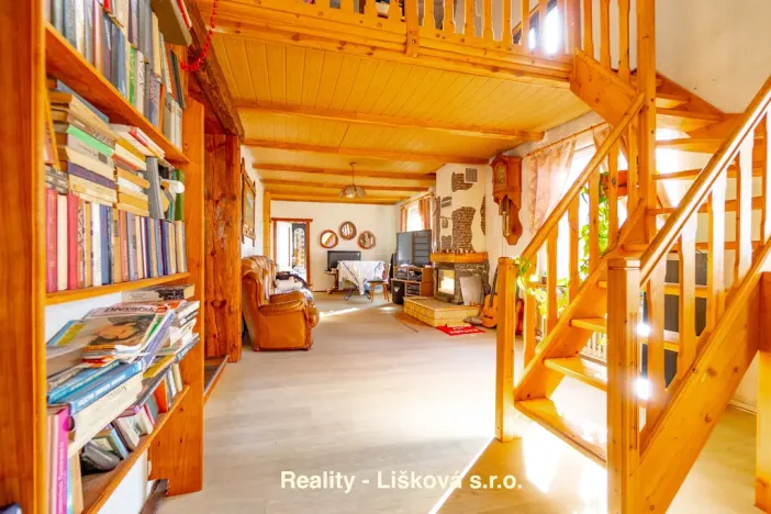 Prodej výrobních prostor, Žalany, Černčická, 18052 m2