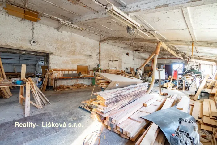 Prodej výrobních prostor, Žalany, Černčická, 18052 m2