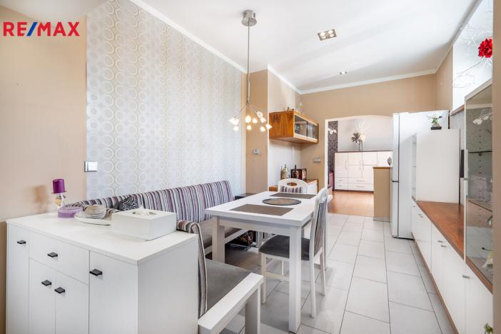 Prodej rodinného domu, Karlovy Vary - Dvory, Chebská, 256 m2