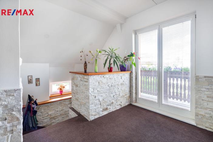 Prodej rodinného domu, Karlovy Vary - Dvory, Chebská, 256 m2