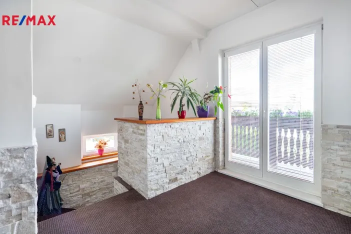 Prodej rodinného domu, Karlovy Vary - Dvory, Chebská, 256 m2