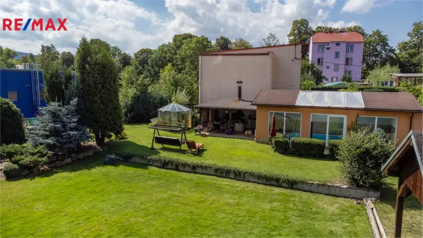 Prodej rodinného domu, Karlovy Vary - Dvory, Chebská, 256 m2