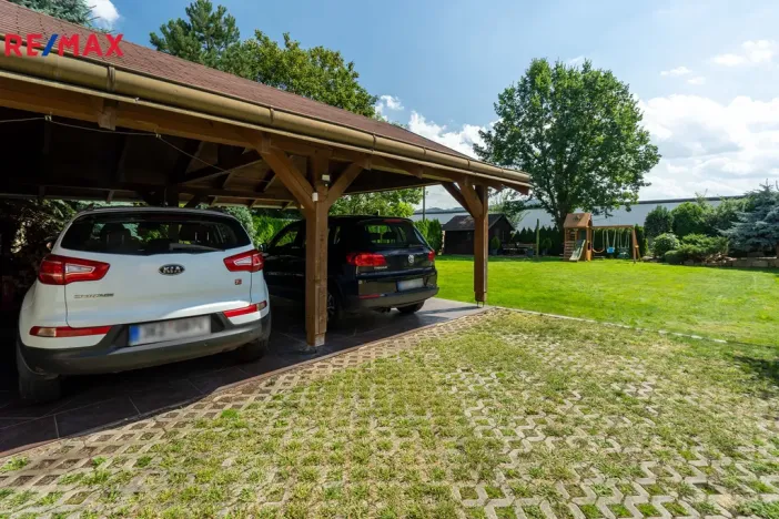 Prodej rodinného domu, Karlovy Vary - Dvory, Chebská, 256 m2