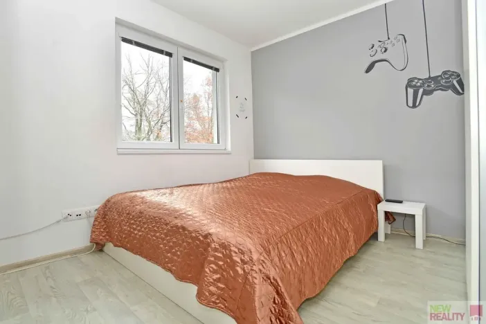 Pronájem rodinného domu, Popovičky - Chomutovice, Petrovy Vrchy, 113 m2