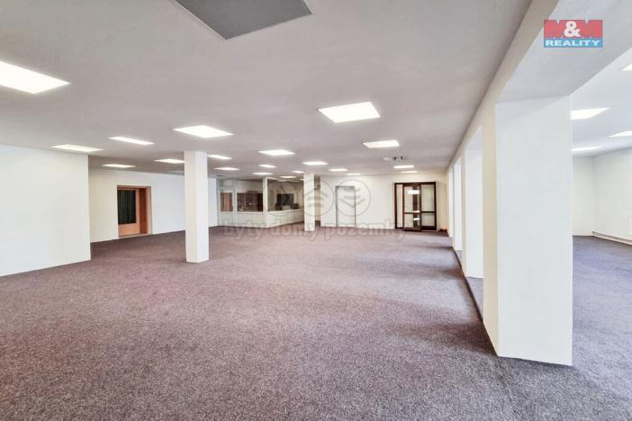 Pronájem obchodního prostoru, Ostrov, Krátká, 370 m2