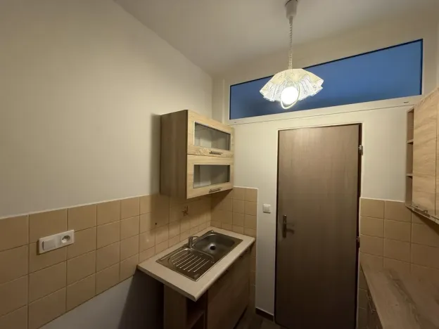 Pronájem bytu 1+1, České Budějovice - České Budějovice 6, Novohradská, 34 m2