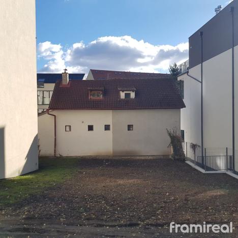 Prodej komerčního pozemku, Praha - Střížkov, U kapliček, 167 m2