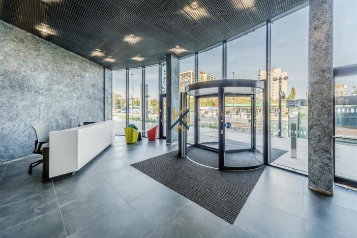 Pronájem kanceláře, Praha - Vokovice, Evropská, 300 m2