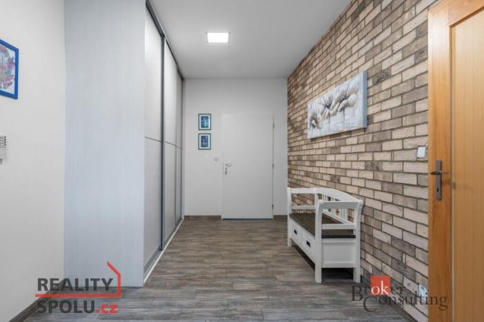 Prodej obchodního prostoru, Jablonec nad Nisou - Mšeno nad Nisou, Želivského, 300 m2