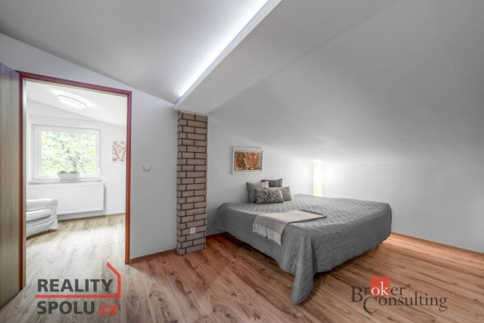 Prodej obchodního prostoru, Jablonec nad Nisou - Mšeno nad Nisou, Želivského, 300 m2