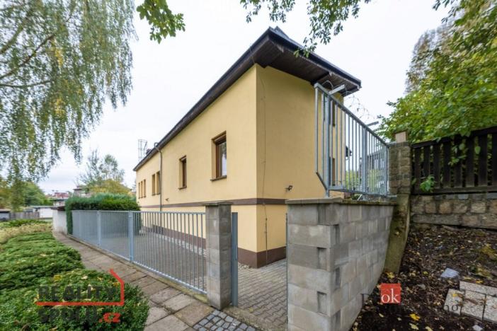 Prodej obchodního prostoru, Jablonec nad Nisou - Mšeno nad Nisou, Želivského, 300 m2