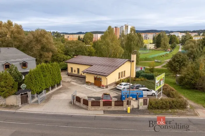 Prodej obchodního prostoru, Jablonec nad Nisou - Mšeno nad Nisou, Želivského, 300 m2