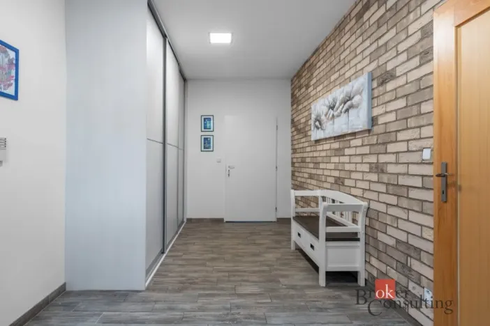 Prodej obchodního prostoru, Jablonec nad Nisou - Mšeno nad Nisou, Želivského, 300 m2