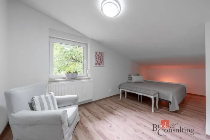 Prodej obchodního prostoru, Jablonec nad Nisou - Mšeno nad Nisou, Želivského, 300 m2