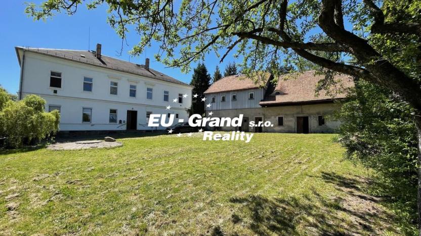 Prodej činžovního domu, Ebersbach, Německo, 300 m2