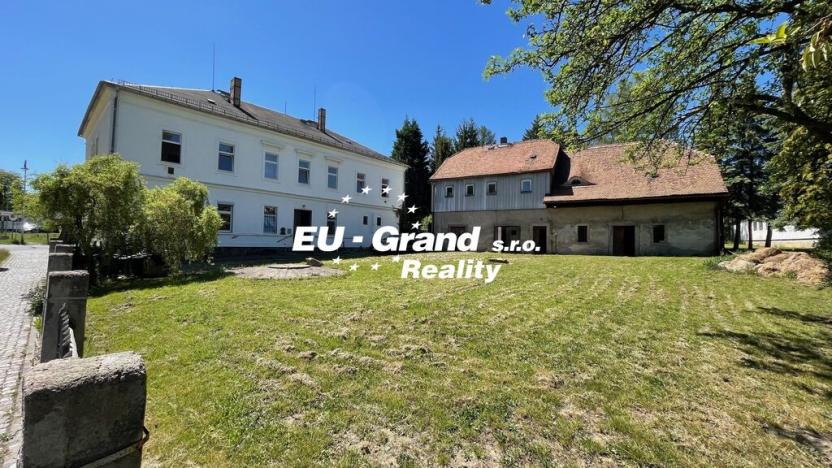 Prodej činžovního domu, Ebersbach, Německo, 300 m2