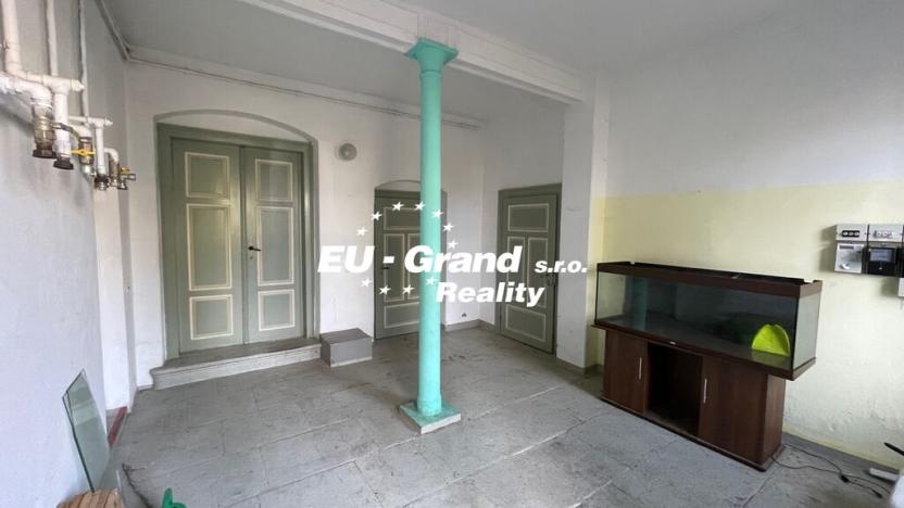 Prodej činžovního domu, Ebersbach, Německo, 300 m2