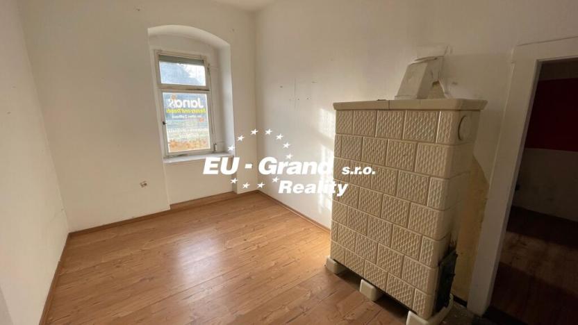 Prodej činžovního domu, Ebersbach, Německo, 300 m2