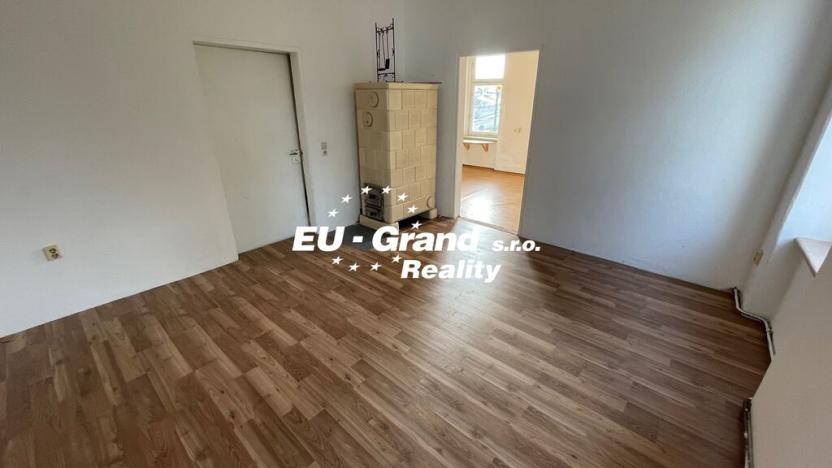 Prodej činžovního domu, Ebersbach, Německo, 300 m2