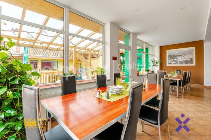 Prodej restaurace, Bojkovice, Sušilova, 1000 m2