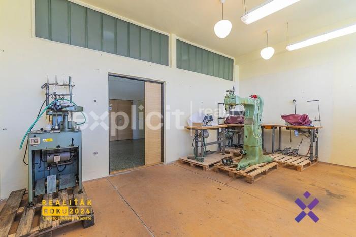 Prodej skladu, Uherský Brod, Vazová, 1990 m2