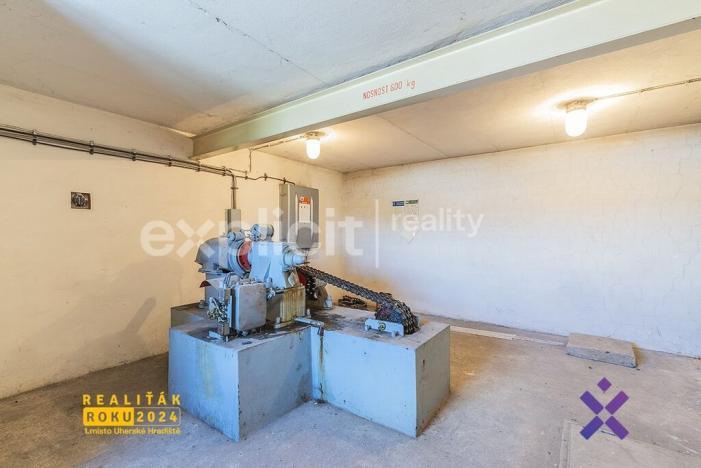 Prodej skladu, Uherský Brod, Vazová, 1990 m2