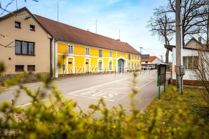 Prodej zemědělské usedlosti, Branišov, 300 m2