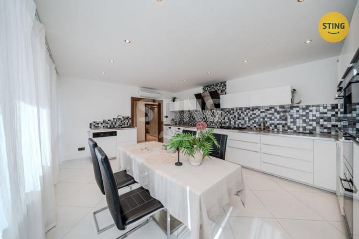 Prodej bytu 4+1, Ostrava, Nádražní, 89 m2