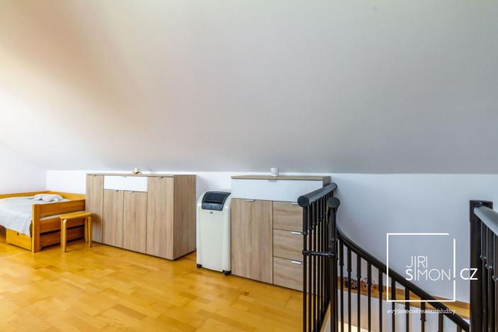 Prodej bytu 3+kk, Praha, 69 m2