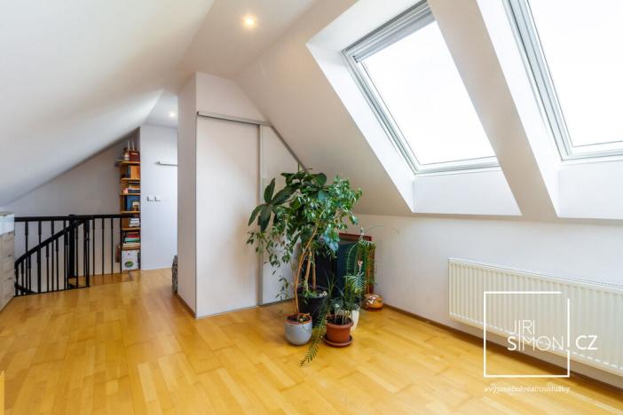 Prodej bytu 3+kk, Praha, 69 m2