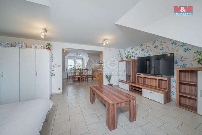 Prodej obchodního prostoru, Moravský Beroun, Dlouhá, 450 m2