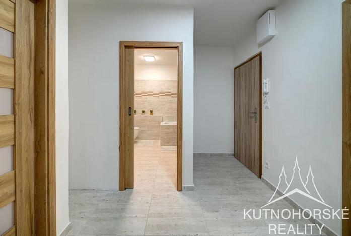 Prodej bytu 3+kk, Praha - Horní Měcholupy, Janovská, 62 m2