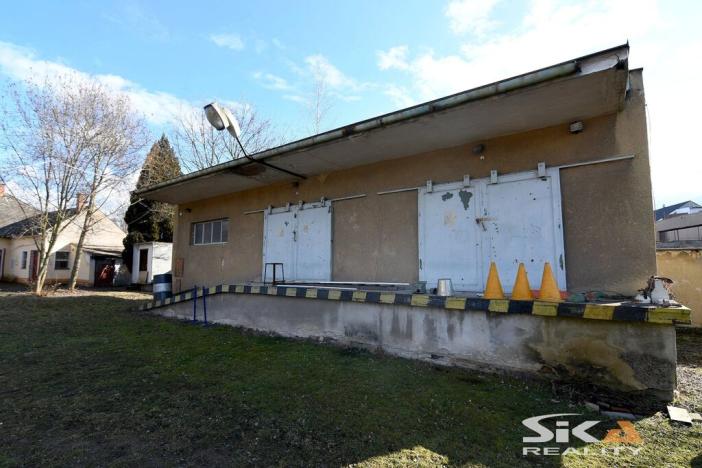 Prodej výrobních prostor, Louny, Říční, 2310 m2