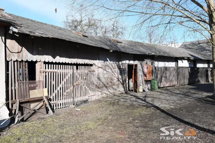 Prodej výrobních prostor, Louny, Říční, 2310 m2