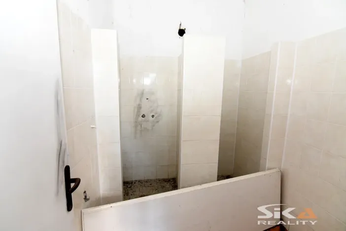 Prodej výrobních prostor, Louny, Říční, 2310 m2