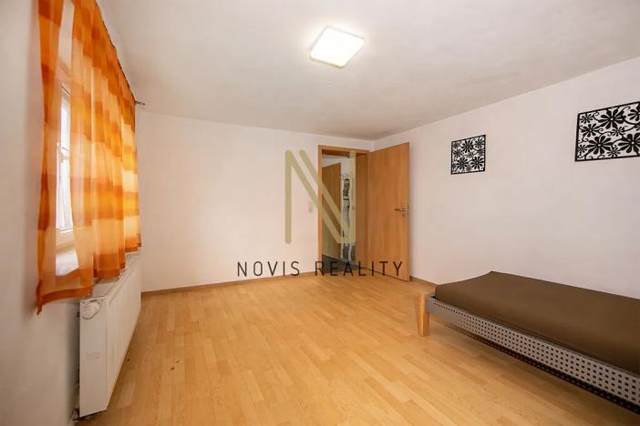 Prodej vícegeneračního domu, Regen, Německo, 213 m2