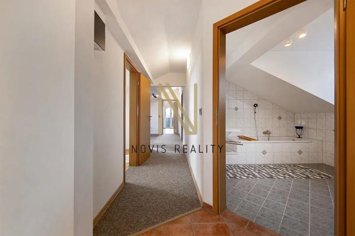 Prodej vícegeneračního domu, Regen, Německo, 213 m2