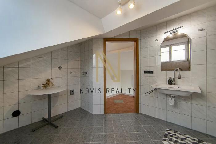 Prodej vícegeneračního domu, Regen, Německo, 213 m2