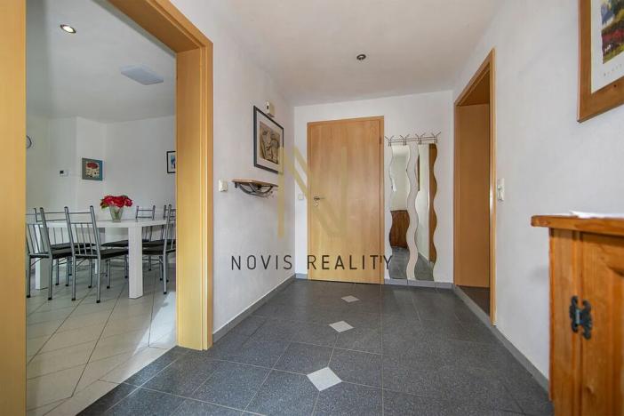 Prodej vícegeneračního domu, Regen, Německo, 213 m2