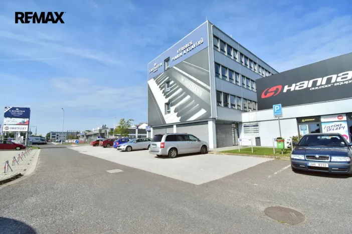 Pronájem kanceláře, Hradec Králové - Slezské Předměstí, Bratří Štefanů, 36 m2