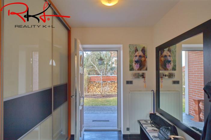 Prodej rodinného domu, Černouček, 180 m2