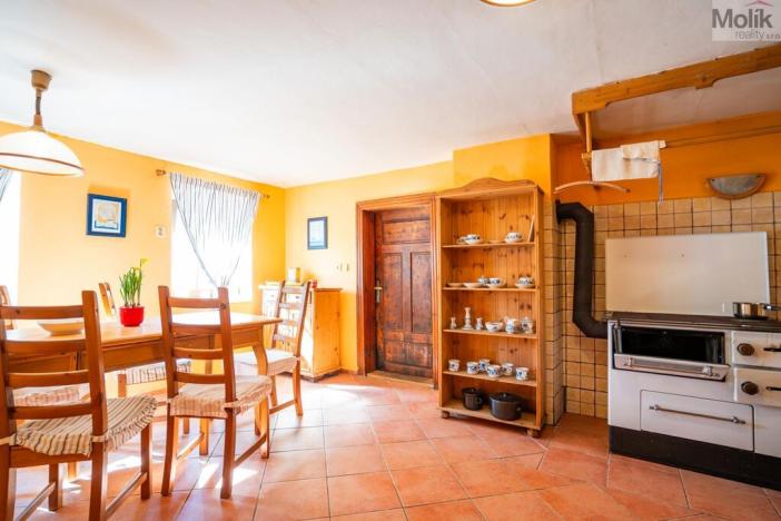 Prodej rodinného domu, Moldava, 390 m2