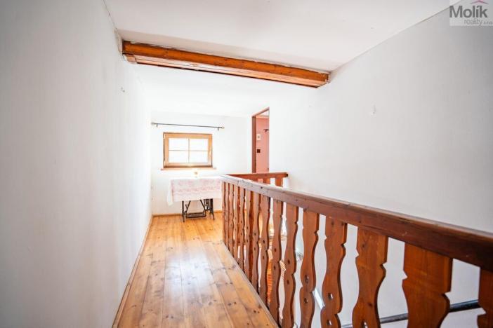 Prodej rodinného domu, Moldava, 390 m2