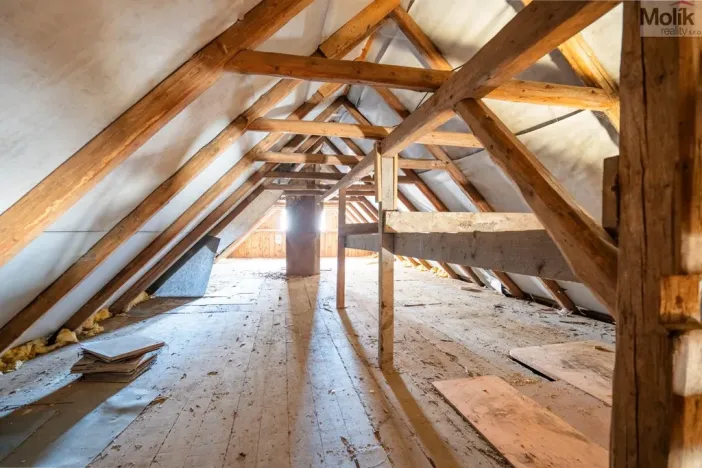 Prodej rodinného domu, Moldava, 390 m2