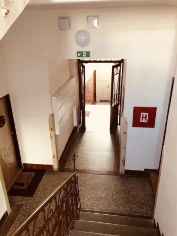 Prodej kanceláře, Plzeň - Jižní Předměstí, Hálkova, 105 m2