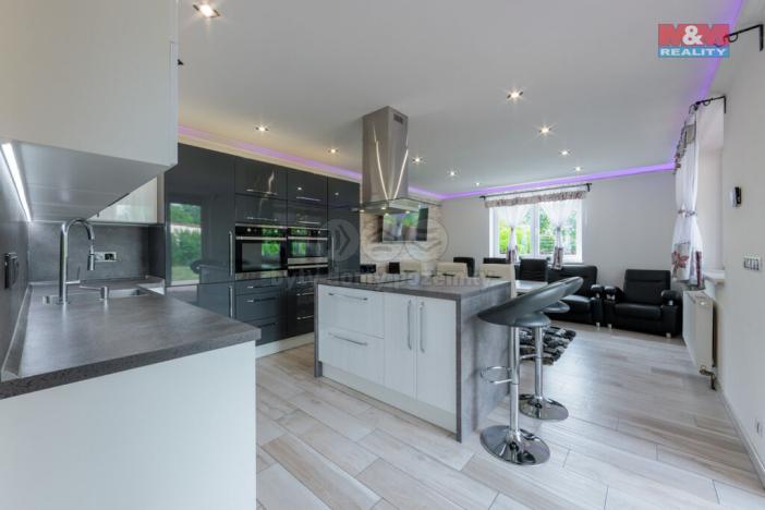 Prodej rodinného domu, Sadov, 198 m2